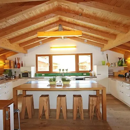 Дом отдыха Alpin-chalet Flachauwinkl *