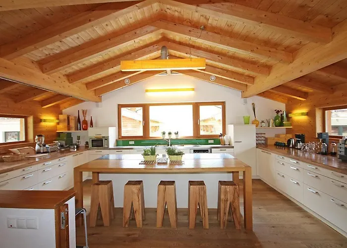 Дом отдыха Alpin-chalet Flachauwinkl *