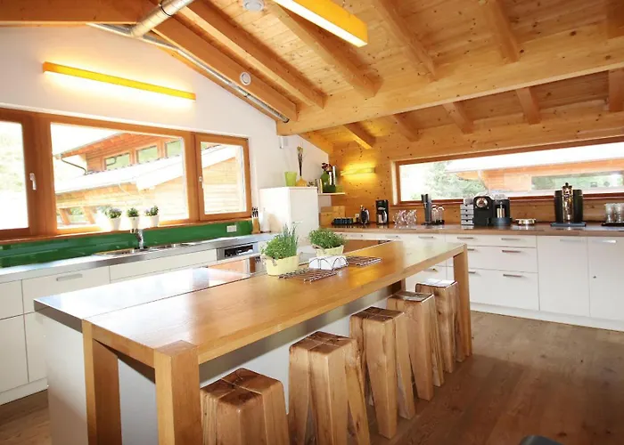 Дом отдыха Alpin-chalet Flachauwinkl *